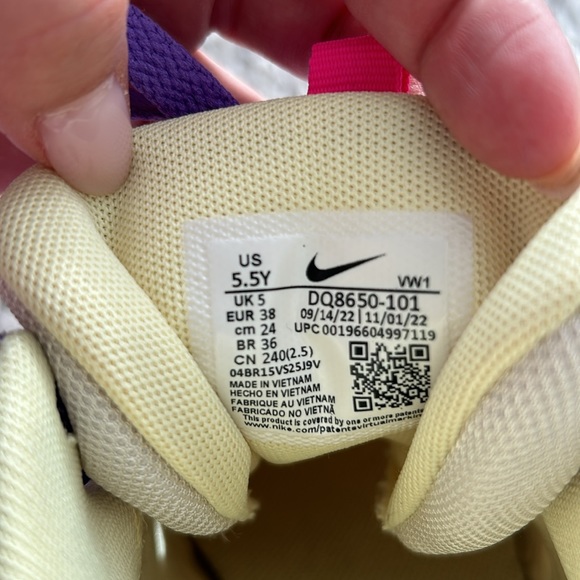 Nike Lebron - Picture 3 of 4